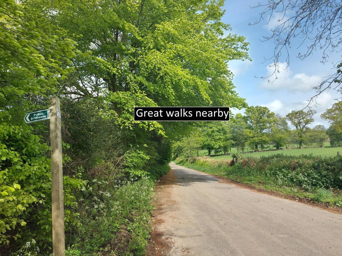 Stunning Countryside Views & Private Balcony! Cozy Room, 3 Miles To Lyme Regis - Free Parking & Wifi Axminster Bagian luar foto